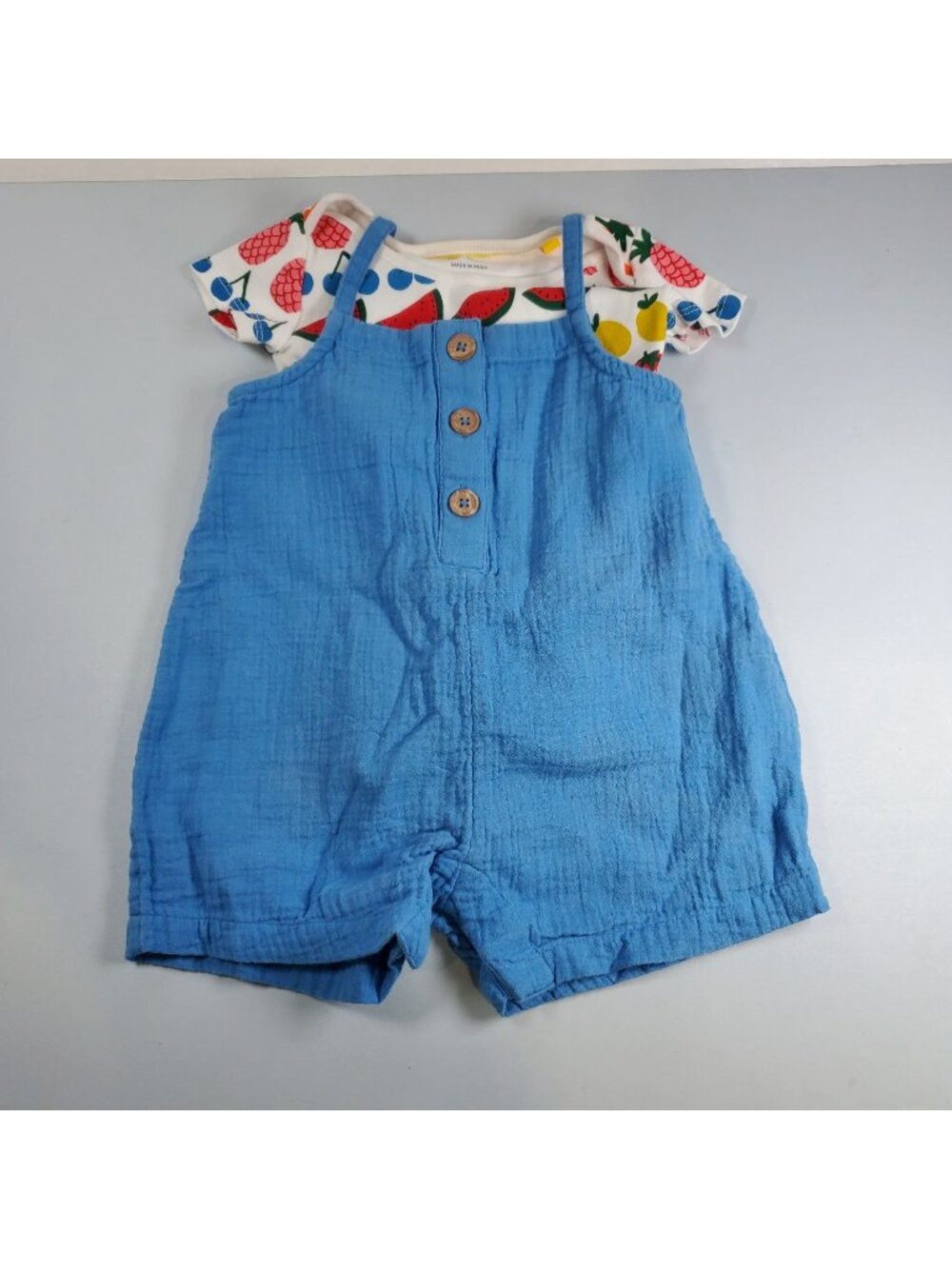 Mini Boden Double Cloth Dungaree 2 Piece Set Baby Size  6 - 9 Fruit Print